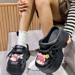 Klapki Kroksy damskie 1026-4421-BG192 (12par∕36-41) czarny