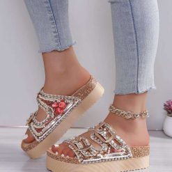 Klapki na Koturnie damskie 1026-5361-CK313 (12par∕36-41) khaki