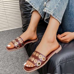 Klapki damskie 1026-5737-PS47 (12par∕36-41) brązowy