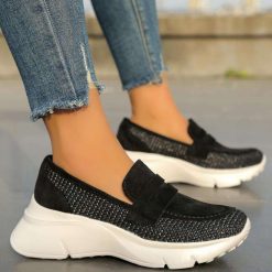 Buty Sportowe Wsuwane damskie 1026-5801-T621 (12par∕36-41) czarny