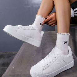 Buty Sportowe damskie 1026-5926-BL562 (12par∕36-41) biały