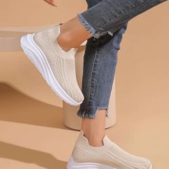 Buty Sportowe Wsuwane damskie 1026-6190-NB729 (12par∕36-41) beżowy