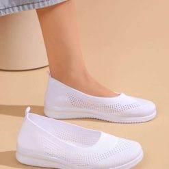 Buty Sportowe Wsuwane damskie 1026-6192-NB737 (12par∕36-41) biały