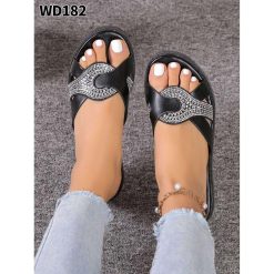 Klapki damskie 1026-6875-WD182 (12par∕36-41) czarny
