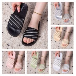 Klapki damskie Mix kolor 1026-7026-D5086-SD5137 (36par∕36-41)